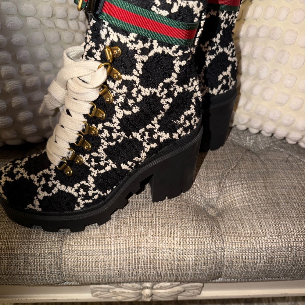 Gucci Black & Cream Lace-Up Chunky Heel Boot with Signature Web Stripe